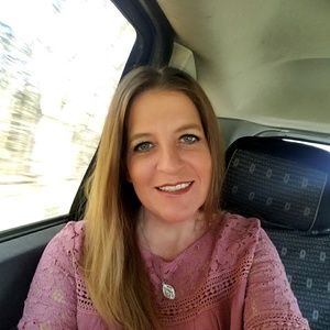 Meet your Posher, Candy